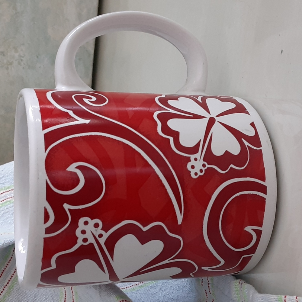 Island Heritage Hibiscus Tapa Red 8 oz Mug Vintage 2002